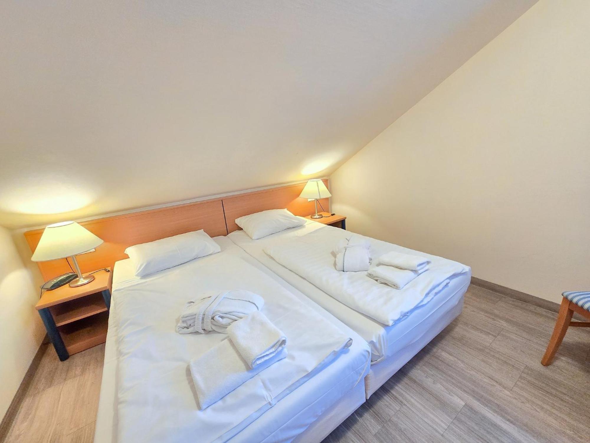 Duenenpark Binz - Komfort Ferienwohnung Mit 1 Schlafzimmer Und Balkon Im Dachgeschoss 024 Exteriör bild